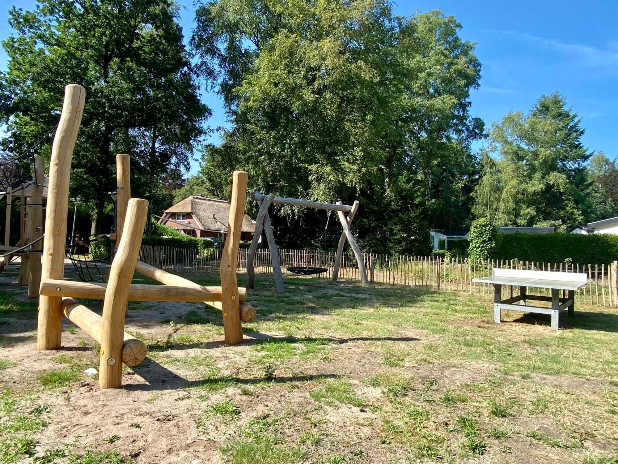 Huisje Aan De Bosrand - Veluwe Епе Екстериор снимка